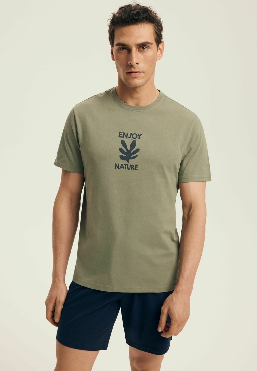 Пижамный комплект Henderson LEGEND SET, Evergreen
Пижамный комплект Henderson LEGEND SET, Evergreen