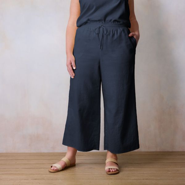 Мягкие брюки на резинке больших размеров Lc Lauren Conrad, цвет seattle navy 
Мягкие брюки на резинке больших размеров Lc Lauren Conrad, цвет seattle navy