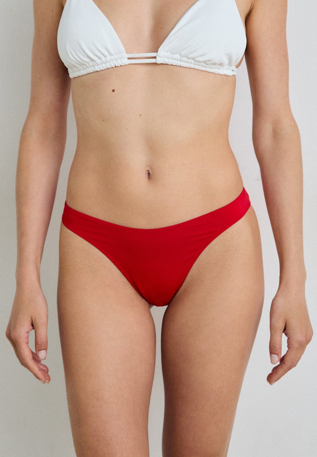 Плавки SWIM BRIEF BRAZILIAN Lindex, красный
Плавки SWIM BRIEF BRAZILIAN Lindex, красный