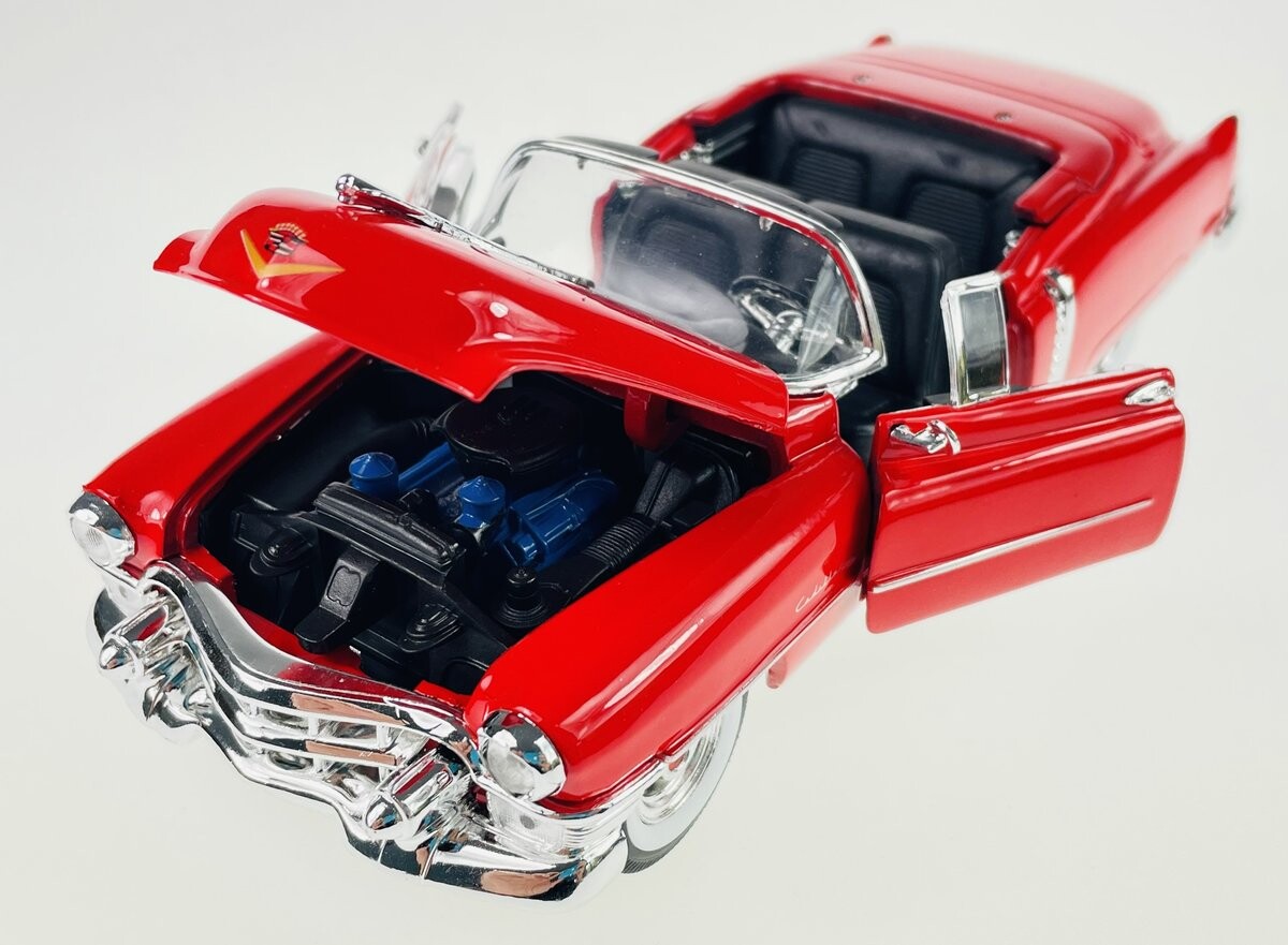 Welly Cadillac Eldorado 1953 Года Без Крыши Красный 1:24
Welly Cadillac Eldorado 1953 Года Без Крыши Красный 1:24