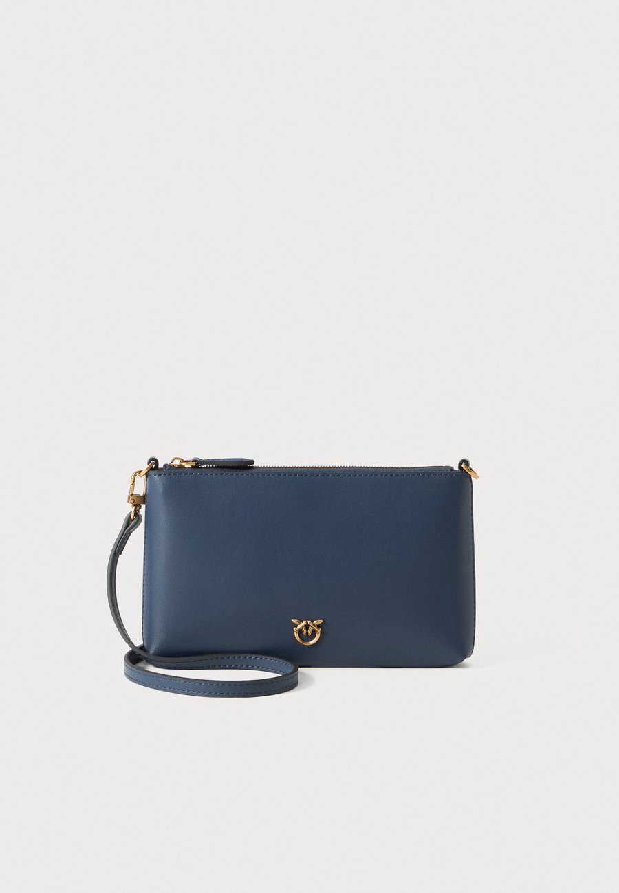 Сумка кросс-боди Pinko FLAT HORIZONTAL MINI, Blu Indaco Ombroso/Blue
Сумка кросс-боди Pinko FLAT HORIZONTAL MINI, Blu Indaco Ombroso/Blue
