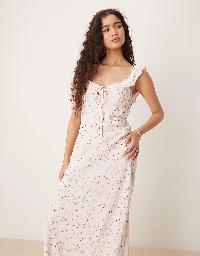 Гламурное платье миди с квадратным вырезом на белой основе с цветочным принтом Glamorous
Гламурное платье миди с квадратным вырезом на белой основе с цветочным принтом Glamorous