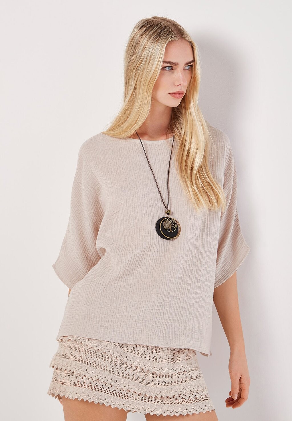 Блуза Apricot, цвет Stone
Блуза Apricot, цвет Stone