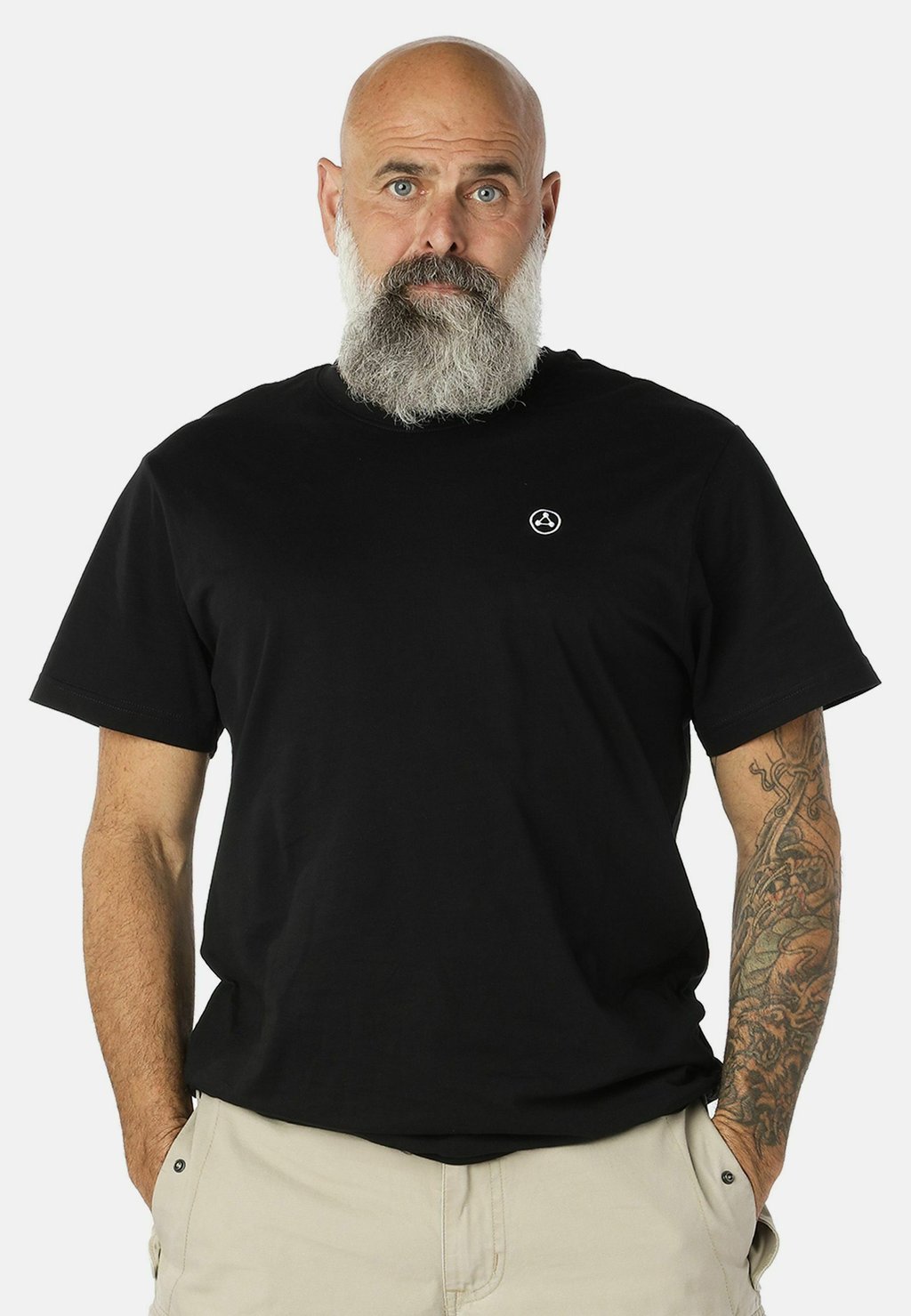 Базовая футболка SMALL LOGO Molecule, черный
Базовая футболка SMALL LOGO Molecule, черный