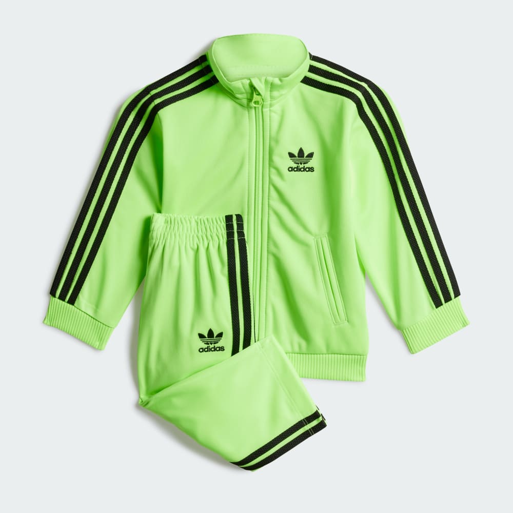 Спортивный костюм Adidas Adicolor Firebird Track Suit Kids, цвет Signal Green
Спортивный костюм Adidas Adicolor Firebird Track Suit Kids, цвет Signal Green