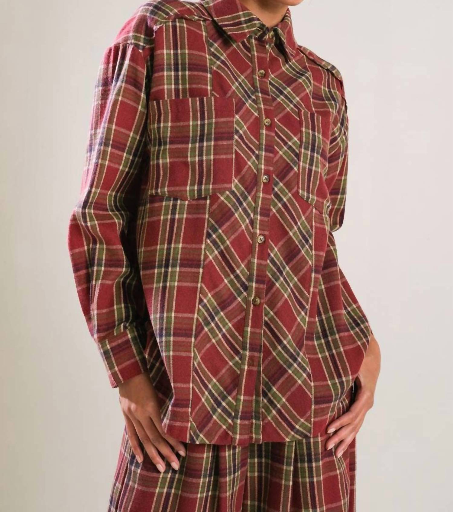 Топ Даниэллы в бордовом цвете FLYING TOMATO
Топ Даниэллы в бордовом цвете FLYING TOMATO