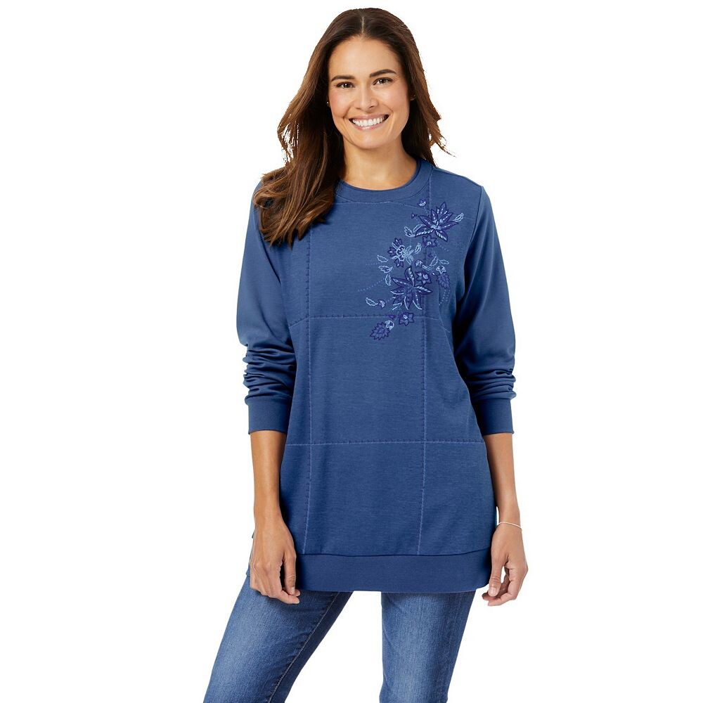 Женщина в женском топе больших размеров с вышивкой в стиле пэчворк Woman Within, цвет Royal Navy Pretty
Женщина в женском топе больших размеров с вышивкой в стиле пэчворк Woman Within, цвет Royal Navy Pretty