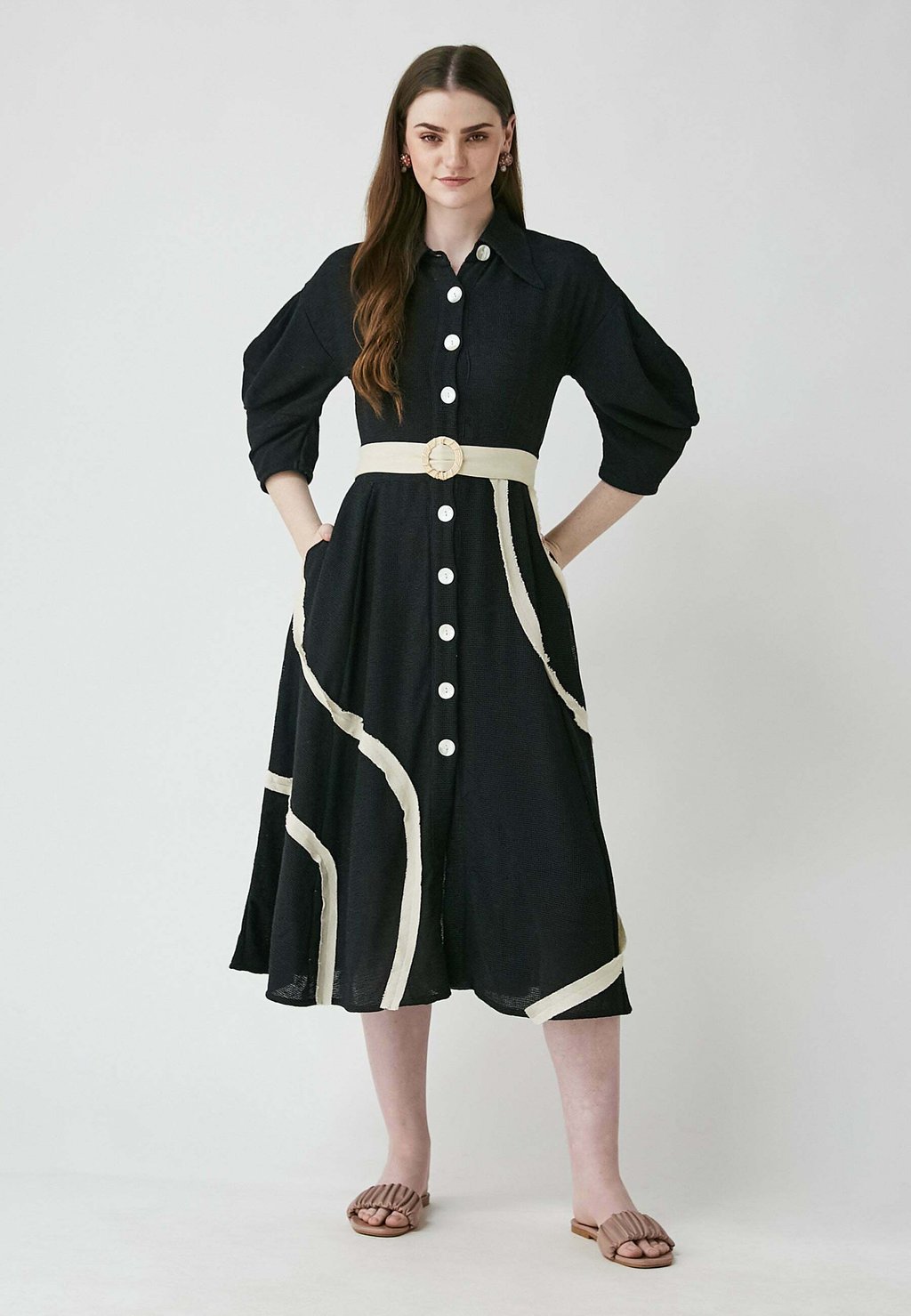 Платье-рубашка Be Sunset, черный
Платье-рубашка Be Sunset, черный