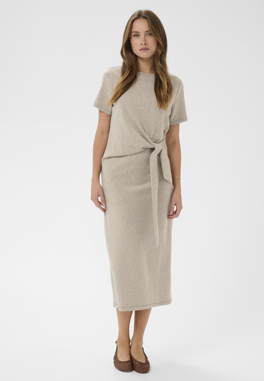 Платье Saint Tropez AALIASZ, Oxford Tan Melange/Beige
Платье Saint Tropez AALIASZ, Oxford Tan Melange/Beige