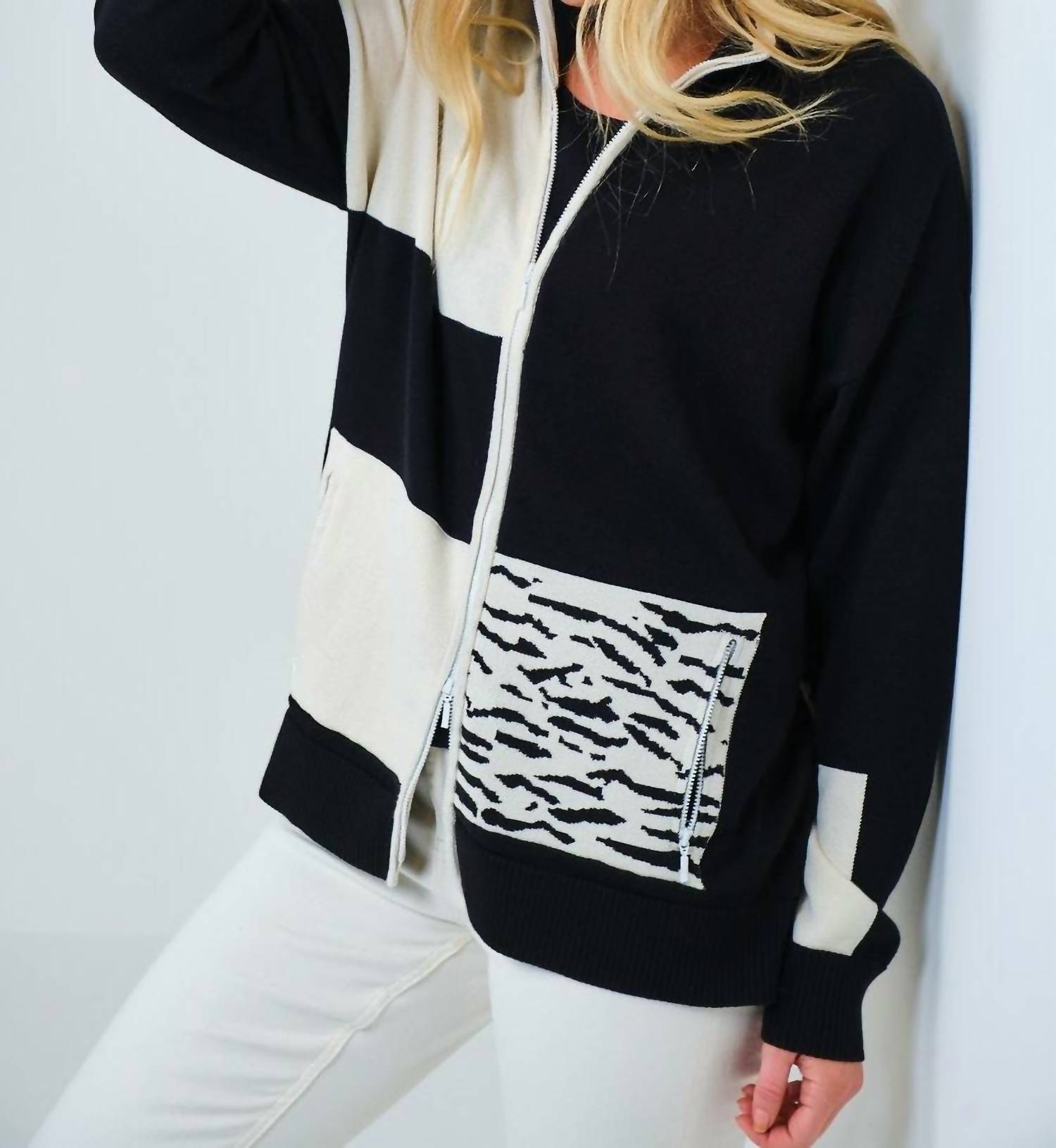 Толстовка Animal Block Zip Jacket черного цвета Edinburgh Knitwear 
Толстовка Animal Block Zip Jacket черного цвета Edinburgh Knitwear