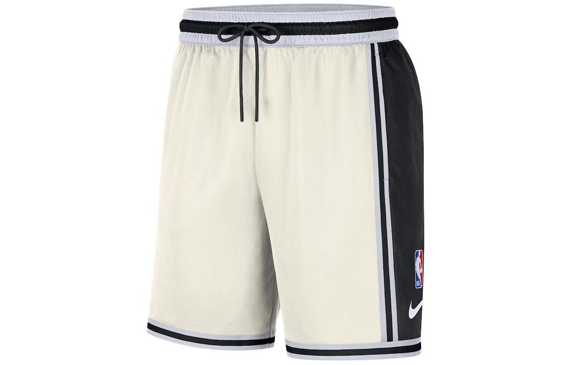 Спортивные шорты мужские белые Nike, белый
Спортивные шорты мужские белые Nike, белый