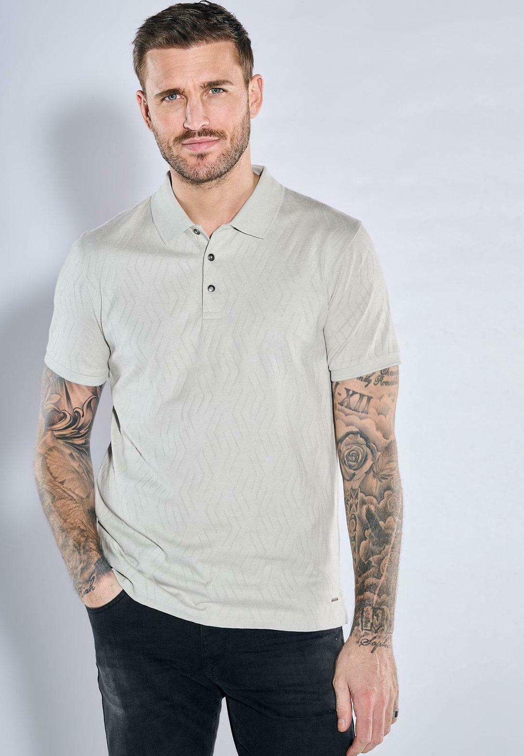 Рубашка поло Emilio Adani, светло-серый
Рубашка поло Emilio Adani, светло-серый