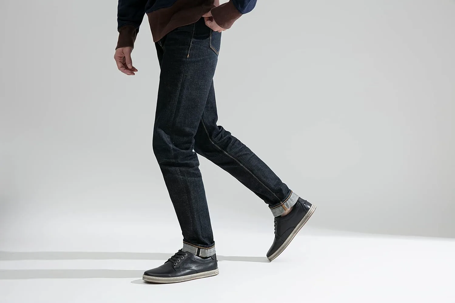 Мужские модные кроссовки Jousen из кожи, ретро, повседневные, дышащие, нарядные мужские кроссовки, черный
Мужские модные кроссовки Jousen из кожи, ретро, повседневные, дышащие, нарядные мужские кроссовки, черный