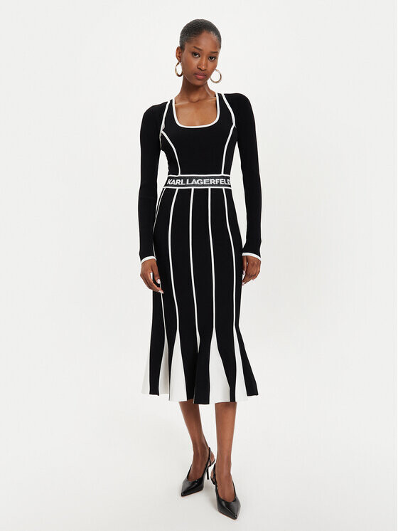 Трикотажное платье приталенного кроя Karl Lagerfeld, черный
Трикотажное платье приталенного кроя Karl Lagerfeld, черный