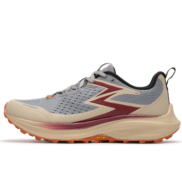 Кроссовки для бега серии FUTURA мужские с низким верхом цинково-железные серый/черный вишневые 361°
Кроссовки для бега серии FUTURA мужские с низким верхом цинково-железные серый/черный вишневые 361°