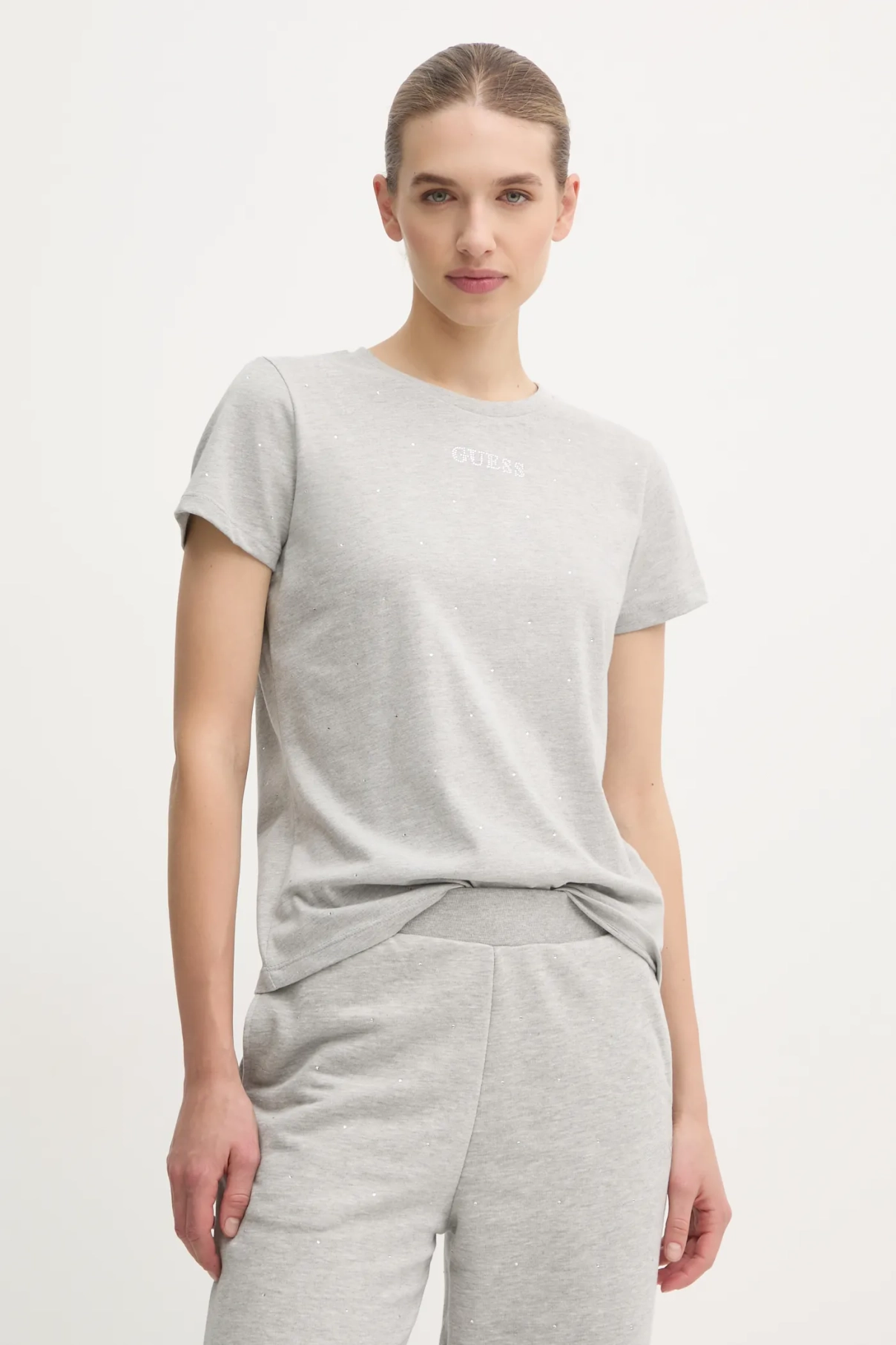 Футболка со СТРАЗАМИ Guess, серый
Футболка со СТРАЗАМИ Guess, серый