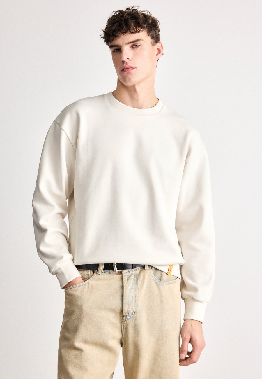 Толстовка BOSS BOSS x STEIFF SOLERI , Open White/Off-White
Толстовка BOSS BOSS x STEIFF SOLERI , Open White/Off-White
