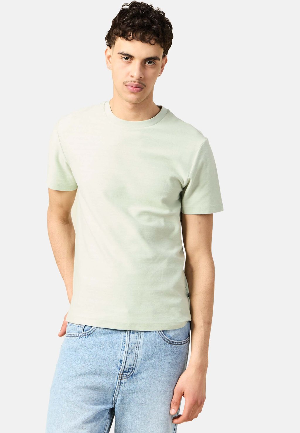 Базовая футболка KURZÄRMLIGES BONOBO Jeans, светло-зеленый
Базовая футболка KURZÄRMLIGES BONOBO Jeans, светло-зеленый