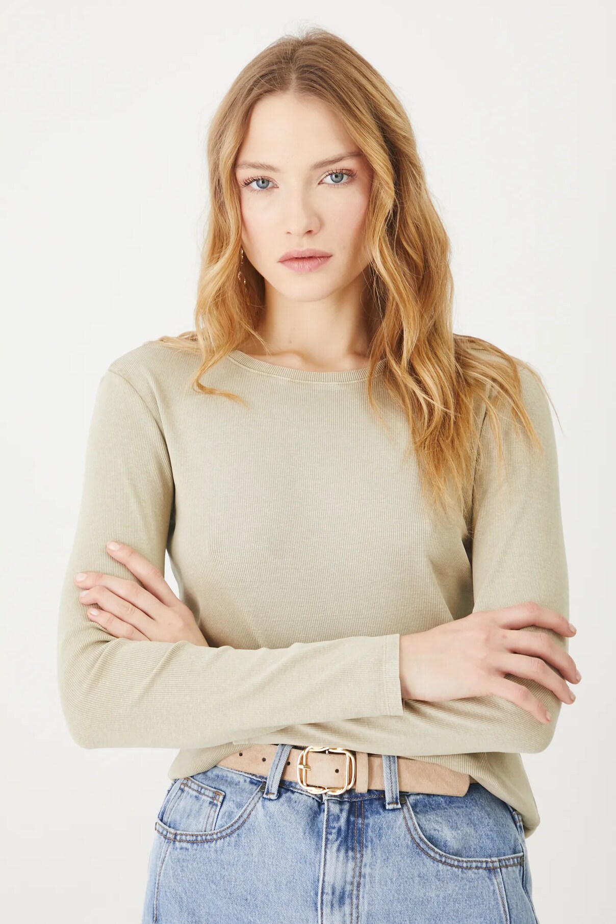 Лонгслив Medicine, зеленый
Лонгслив Medicine, зеленый