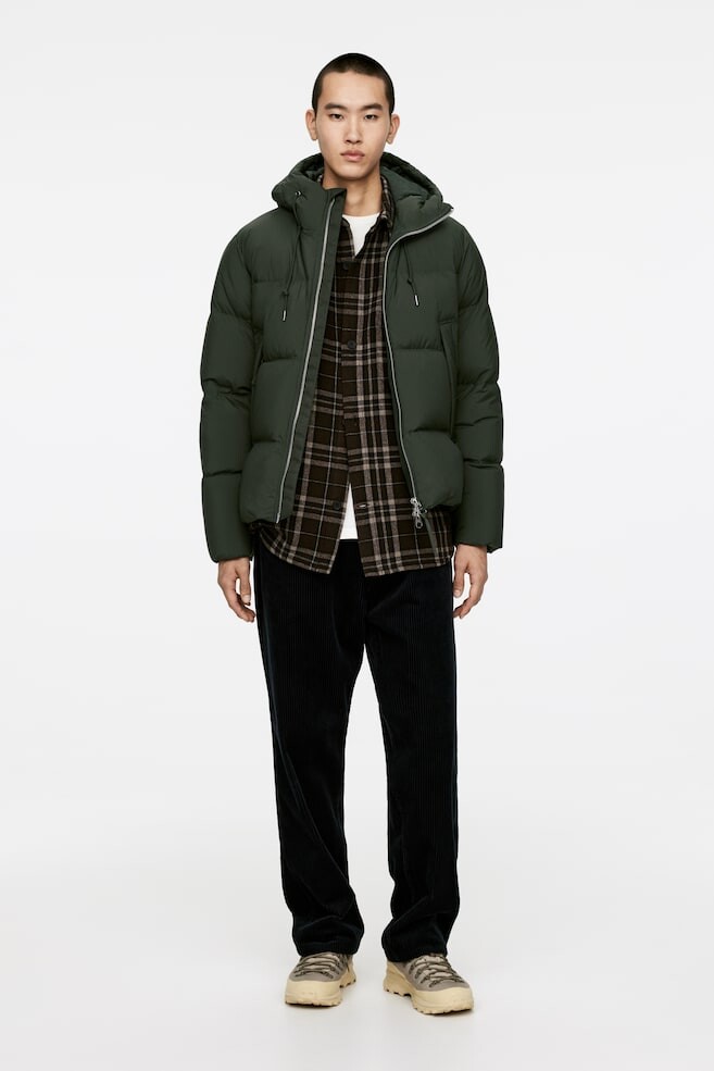 Стеганая куртка из переработанного пуха Arket, зеленый
Стеганая куртка из переработанного пуха Arket, зеленый