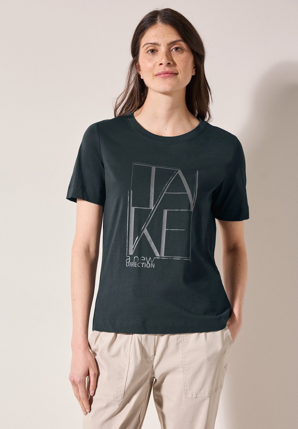 Футболка с принтом Cecil, темно-зеленый
Футболка с принтом Cecil, темно-зеленый