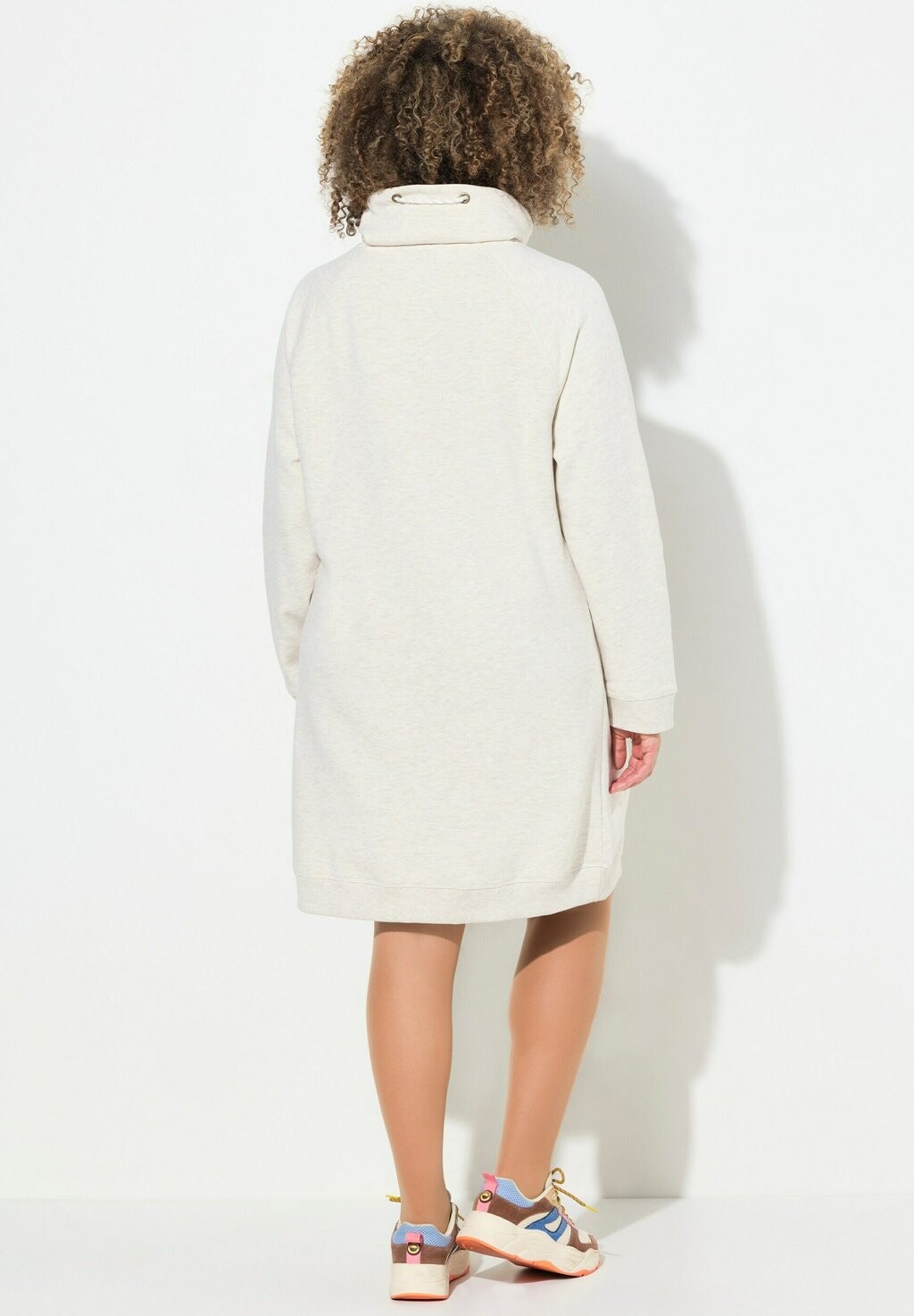 Дневное платье LANGARM TASCHEN Ulla Popken, цвет Mottled Green
Дневное платье LANGARM TASCHEN Ulla Popken, цвет Mottled Green