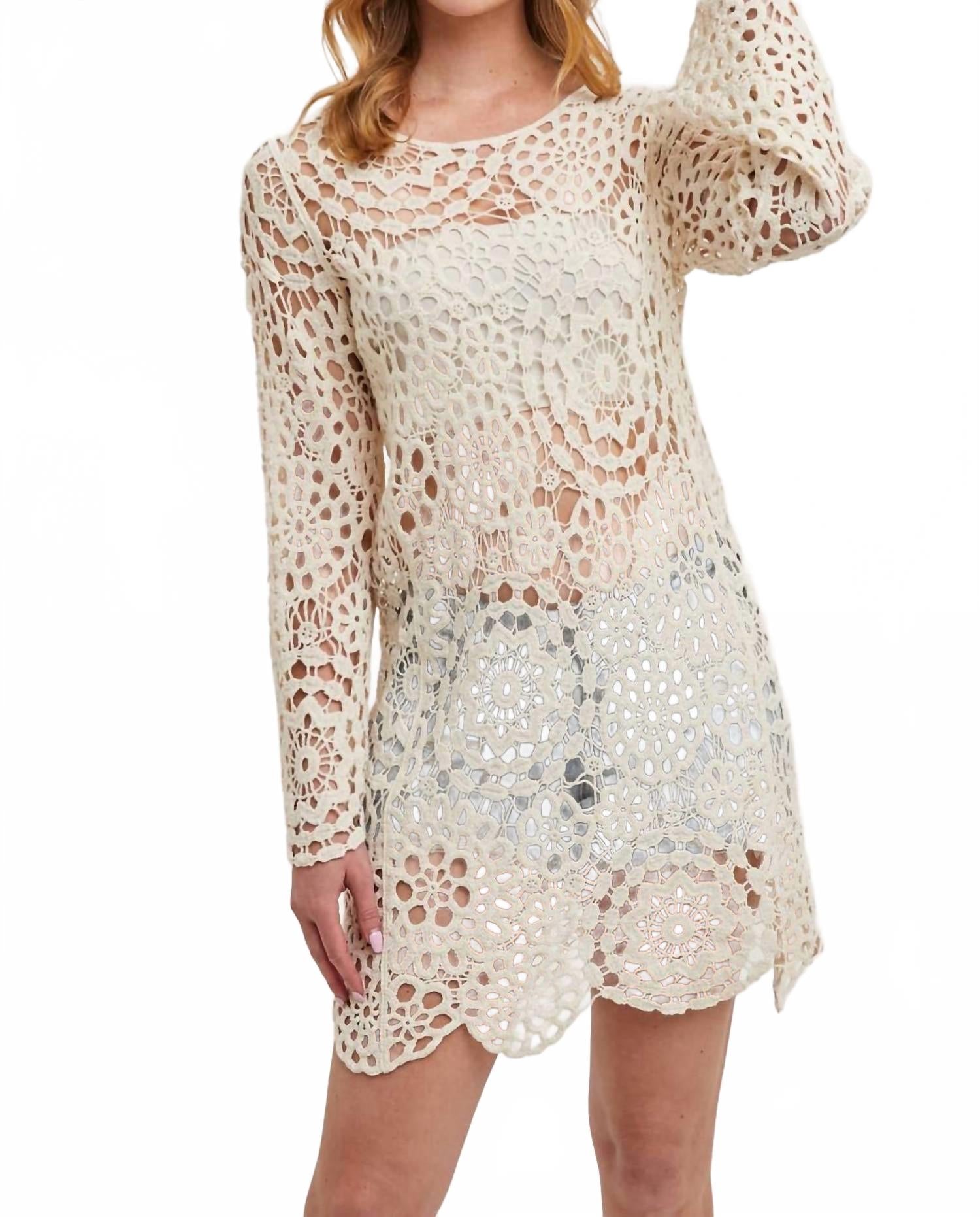 Пляжное платье крючком в натуральном цвете BluIvy
Пляжное платье крючком в натуральном цвете BluIvy