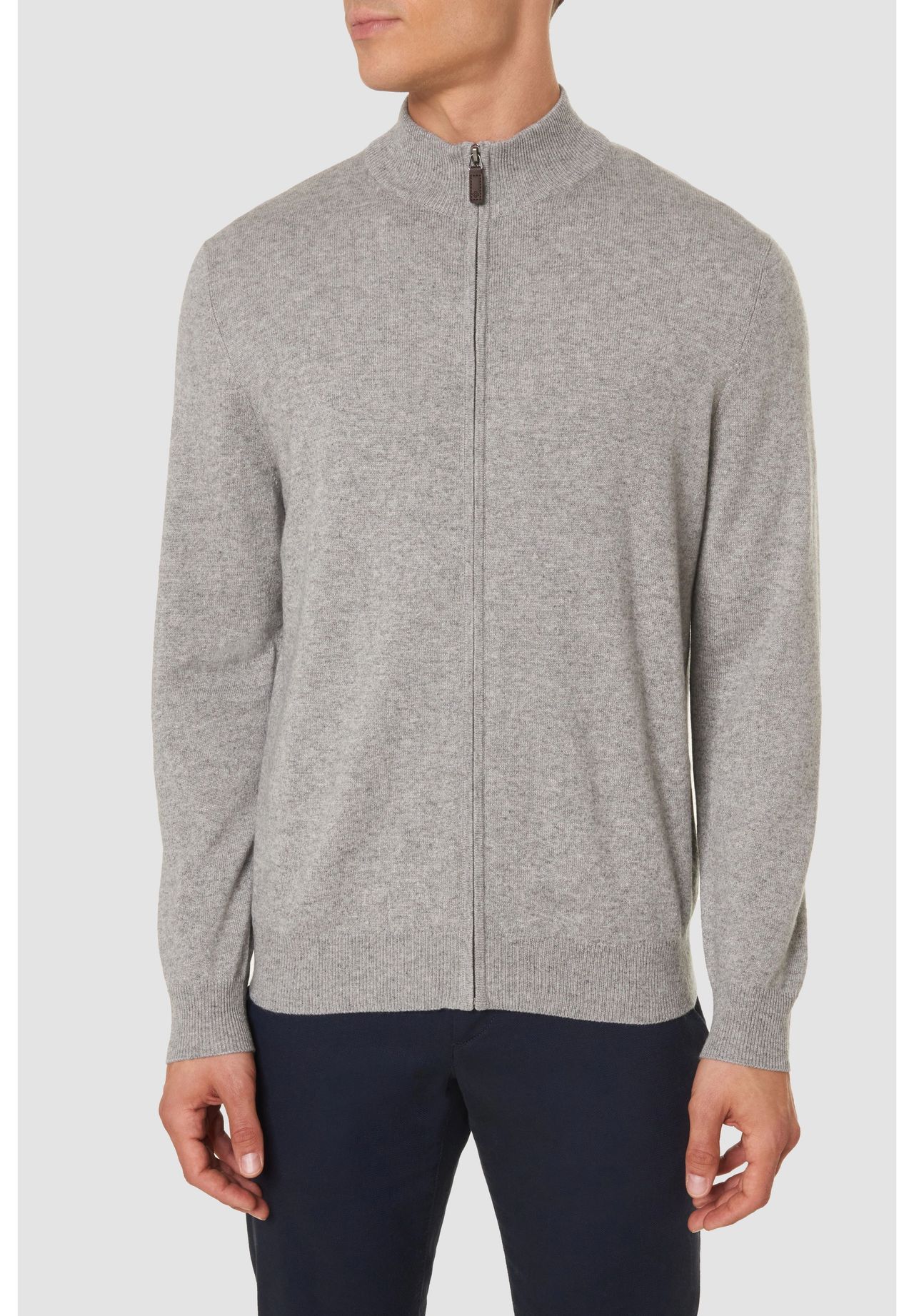 Кашемировый шелковый кардиган, воротник стойка, мужской GALERIA, цвет Grey Melange
Кашемировый шелковый кардиган, воротник стойка, мужской GALERIA, цвет Grey Melange