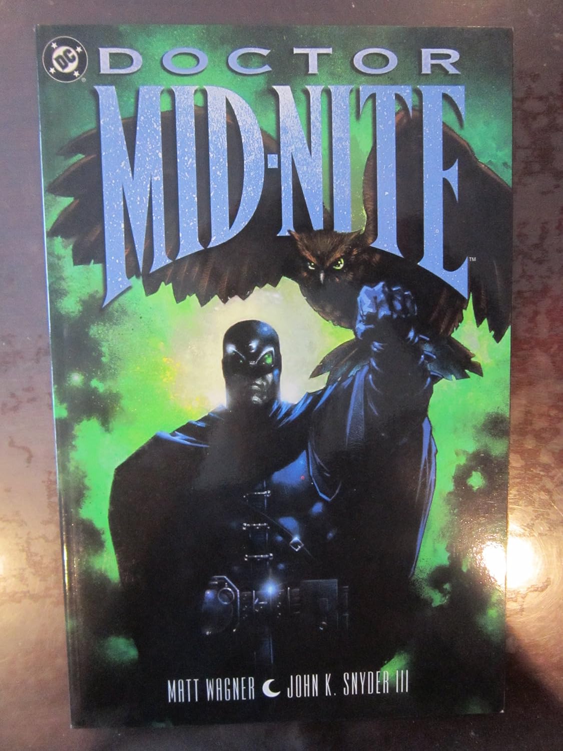 Doctor Mid-nite (Apr. 2000) (DC Comics)
Doctor Mid-nite (Apr. 2000) (DC Comics)