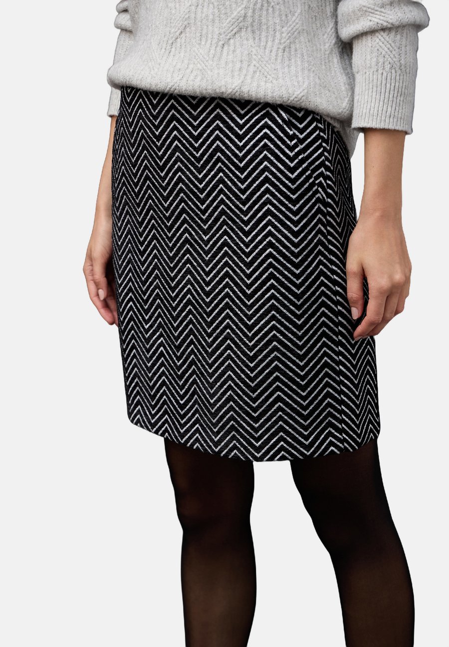 Юбка Street One ZICK-ZACK JACQUARD, Schwarz/Black
Юбка Street One ZICK-ZACK JACQUARD, Schwarz/Black