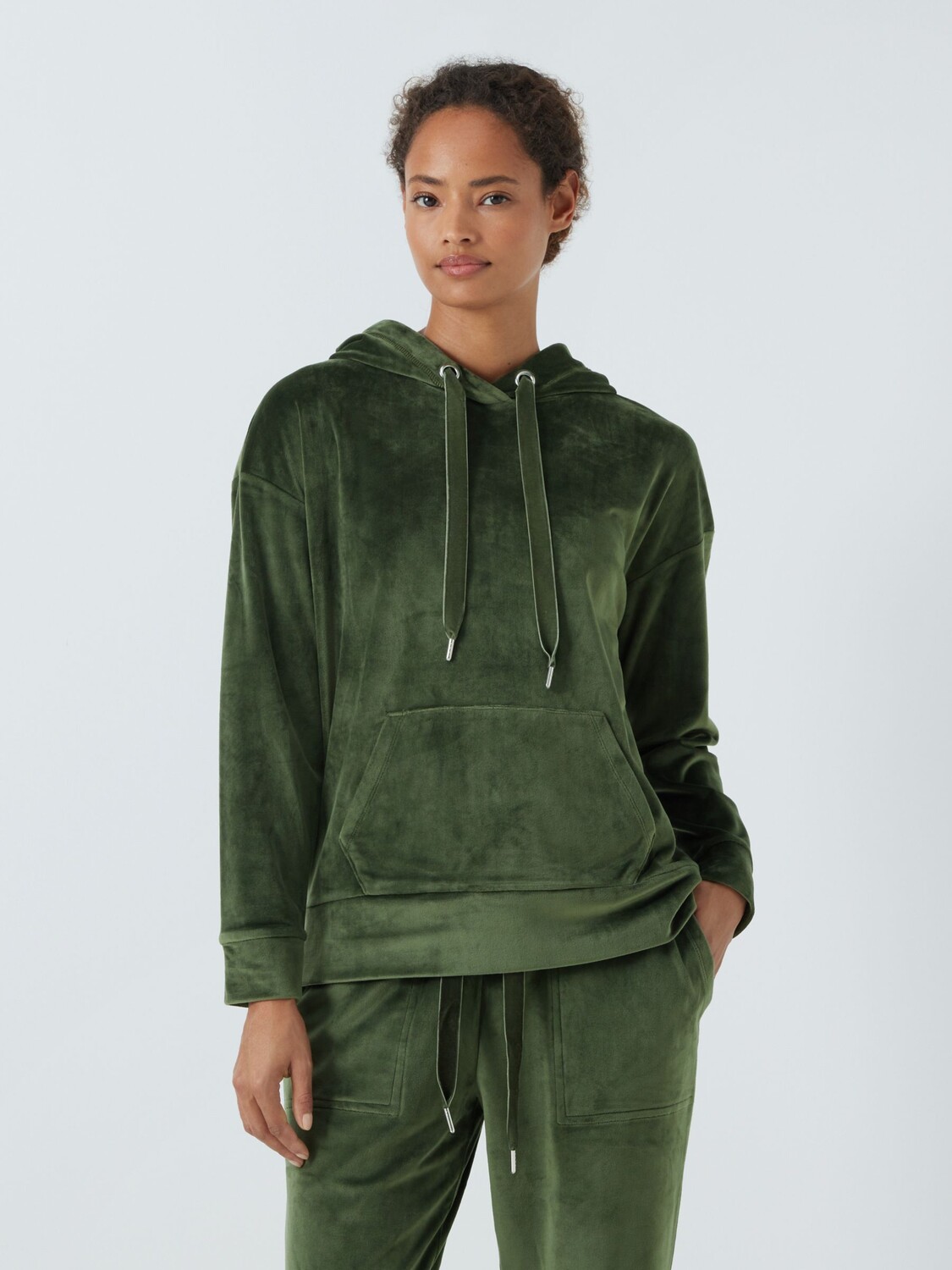 Велюровая толстовка Клео John Lewis, хаки
Велюровая толстовка Клео John Lewis, хаки