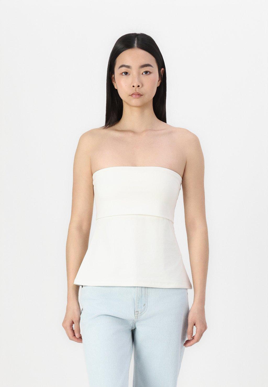 Топ BARE FOLDOVER TUBE LONGLINE Abercrombie & Fitch, кремовый
Топ BARE FOLDOVER TUBE LONGLINE Abercrombie & Fitch, кремовый