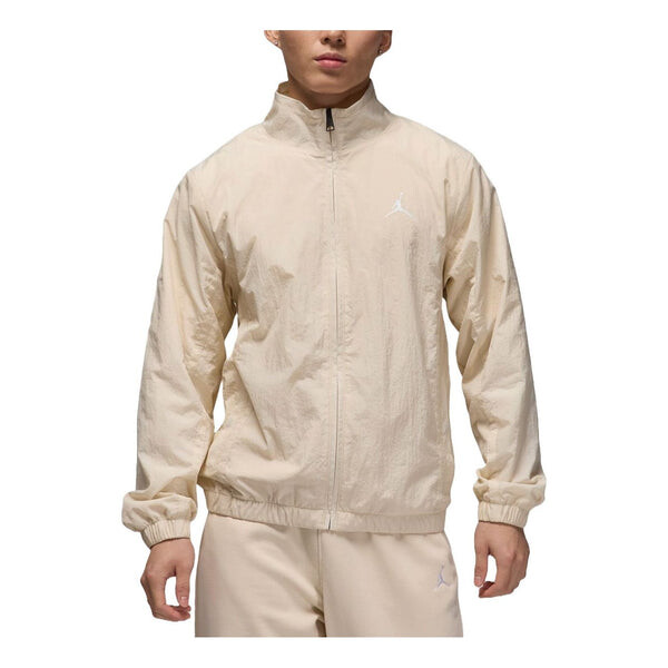 Куртка Essentials тканая куртка азиатские размеры Air Jordan, коричневый
Куртка Essentials тканая куртка азиатские размеры Air Jordan, коричневый