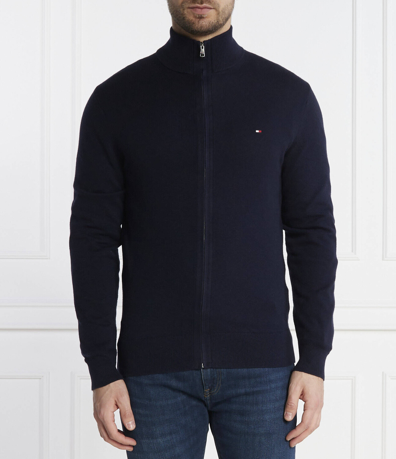 Свитер Tommy Hilfiger Regular Fit, темно-синий
Свитер Tommy Hilfiger Regular Fit, темно-синий