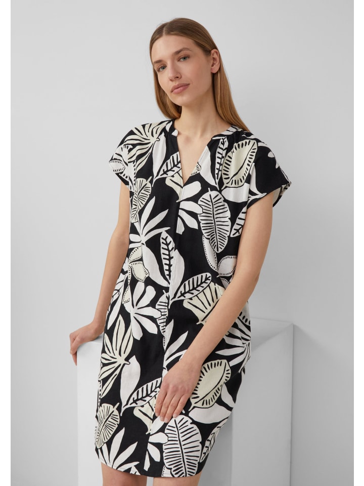 Короткое платье s.Oliver, черный
Короткое платье s.Oliver, черный