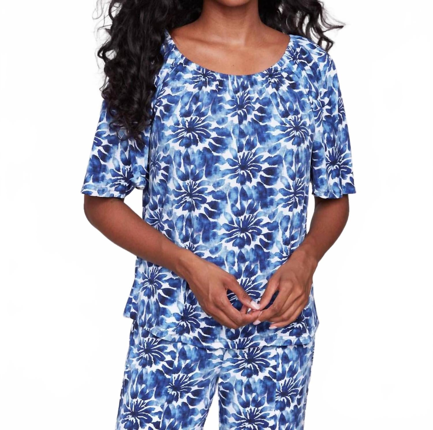 Лиловый принт офф-шолдер трикотажный топ CHARLIE B
Лиловый принт офф-шолдер трикотажный топ CHARLIE B