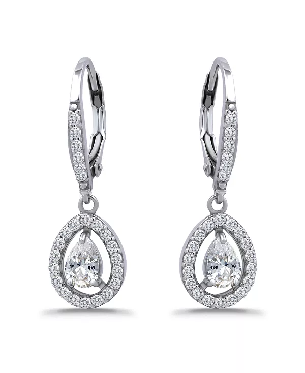 Серьги-Подвески с застежкой-рычагом, выполненные из серебра 18 карат с золотым покрытием, с кубическим цирконием в форме капли, изготовлены для Macy's. Giani Bernini, silver
Серьги-Подвески с застежкой-рычагом, выполненные из серебра 18 карат с золотым покрытием, с кубическим цирконием в форме капли, изготовлены для Macy's. Giani Bernini, silver