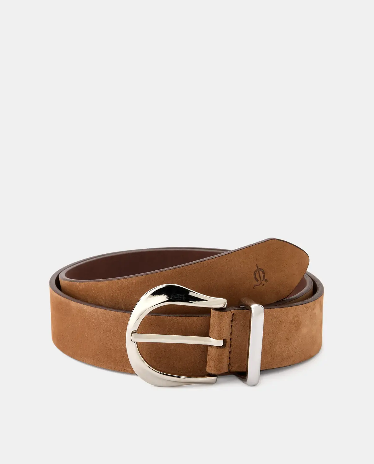 Плоский кожаный ремень с пряжкой в форме подковы El Caballo, коричневый
Плоский кожаный ремень с пряжкой в форме подковы El Caballo, коричневый