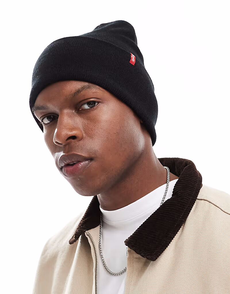 Шапка-бини Red Tab свободного кроя черного цвета Levi'S
Шапка-бини Red Tab свободного кроя черного цвета Levi'S