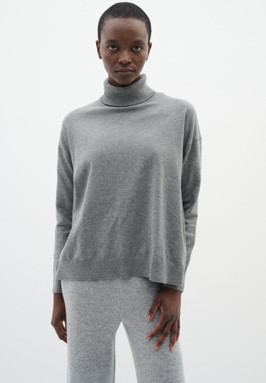 Джемпер InWear KELLSIE TURTLENECK, Medium Grey Melange/Light Grey
Джемпер InWear KELLSIE TURTLENECK, Medium Grey Melange/Light Grey