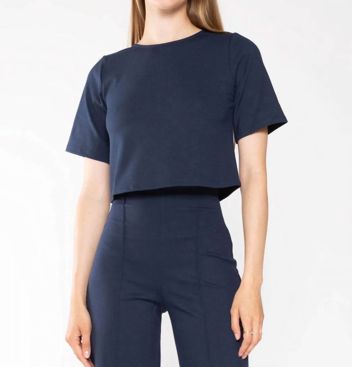 Топ с короткими рукавами из понте-джерси в темно-синем цвете RIPLEY RADER
Топ с короткими рукавами из понте-джерси в темно-синем цвете RIPLEY RADER