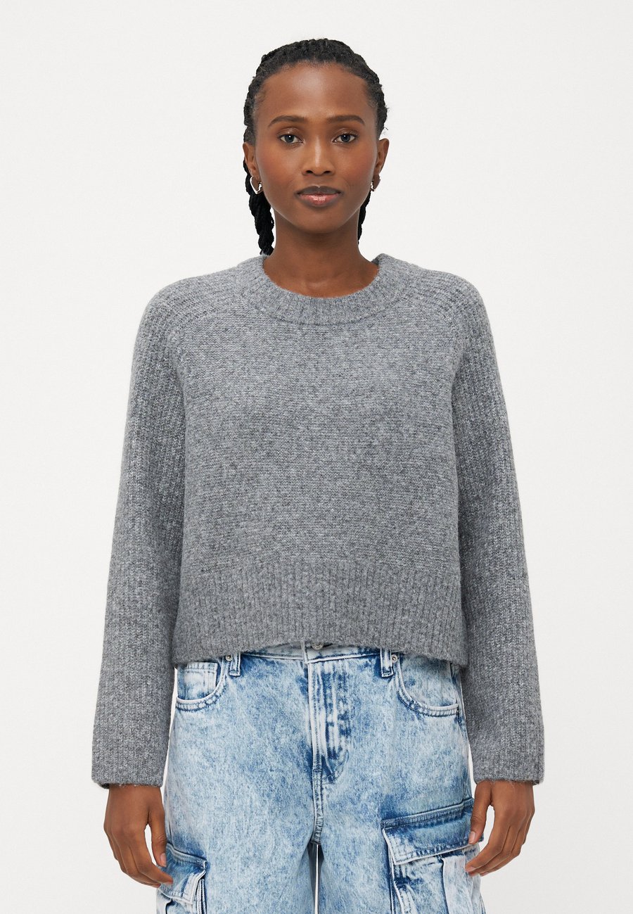 Джемпер Vero Moda Petite VMBANG O NECK , Medium Grey Melange/Mottled Grey
Джемпер Vero Moda Petite VMBANG O NECK , Medium Grey Melange/Mottled Grey