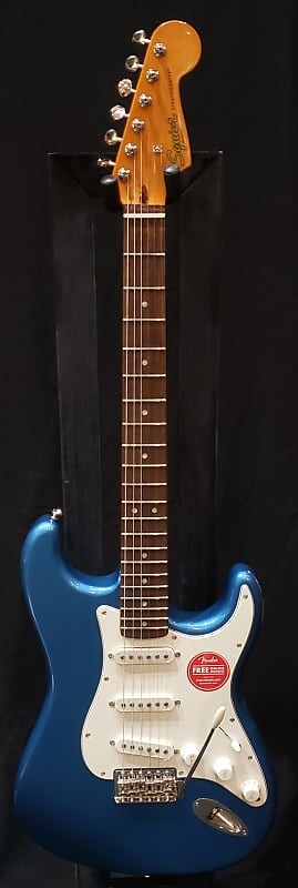 Электрогитара Squier Classic Vibe '60s Stratocaster with Laurel Fretboard 2021 Lake Placid Blue
Электрогитара Squier Classic Vibe '60s Stratocaster with Laurel Fretboard 2021 Lake Placid Blue