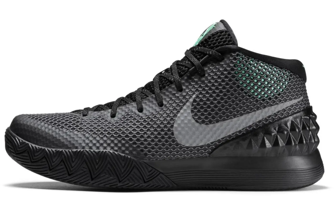 Мужские баскетбольные кроссовки Nike Kyrie 1 
Мужские баскетбольные кроссовки Nike Kyrie 1