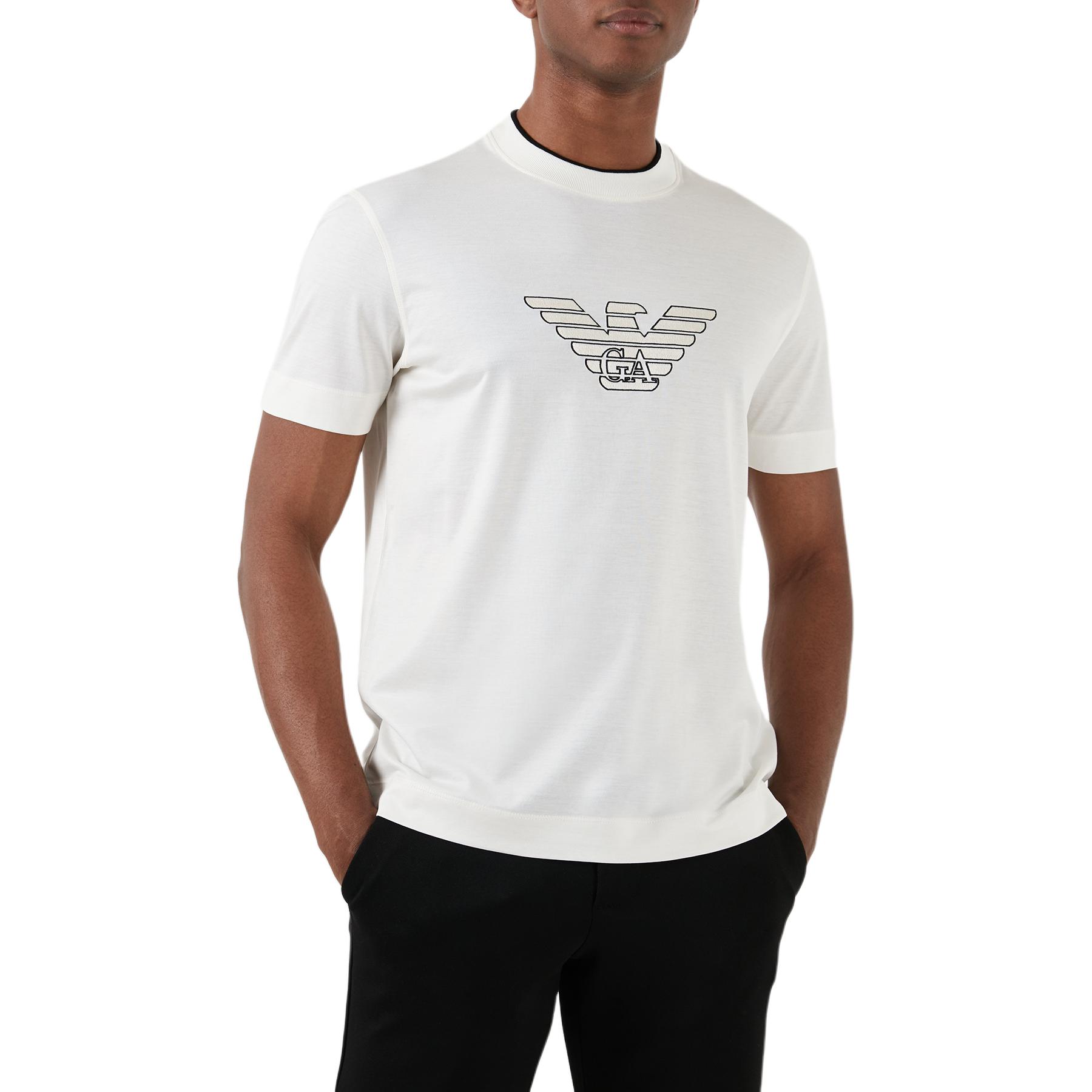 Футболка с вышитым логотипом EMPORIO ARMANI, белая
Футболка с вышитым логотипом EMPORIO ARMANI, белая