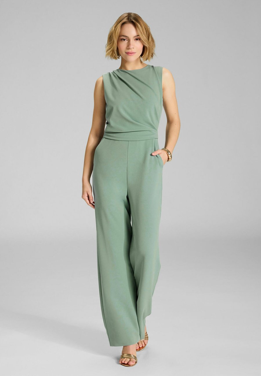 Комбинезон Swing Jumpsuit, Light Green
Комбинезон Swing Jumpsuit, Light Green
