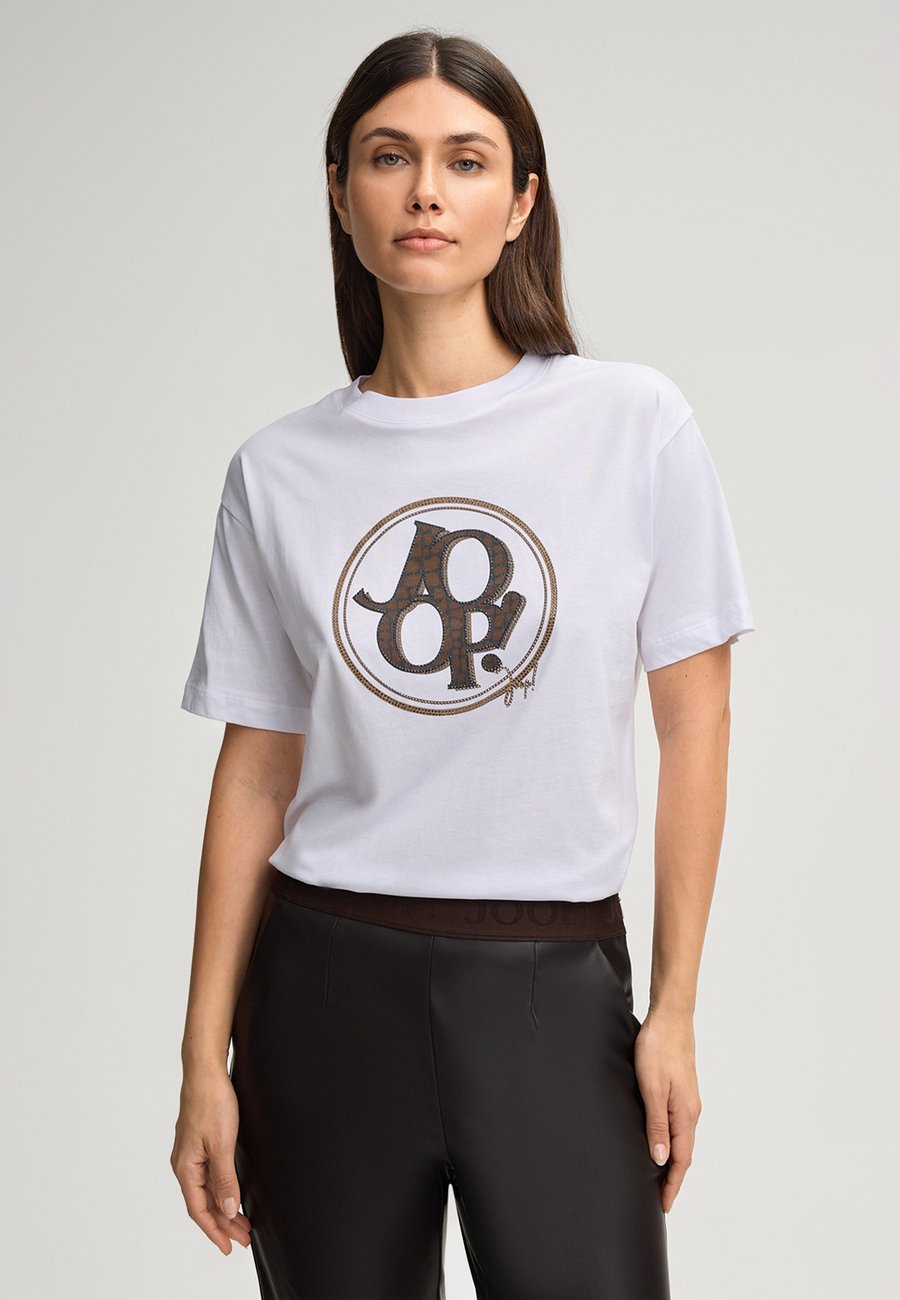 Футболка JOOP! TASHI, Weiß/Braun/White, Белый, Футболка JOOP! TASHI, Weiß/Braun/White
Футболка JOOP! TASHI, Weiß/Braun/White, Белый, Футболка JOOP! TASHI, Weiß/Braun/White