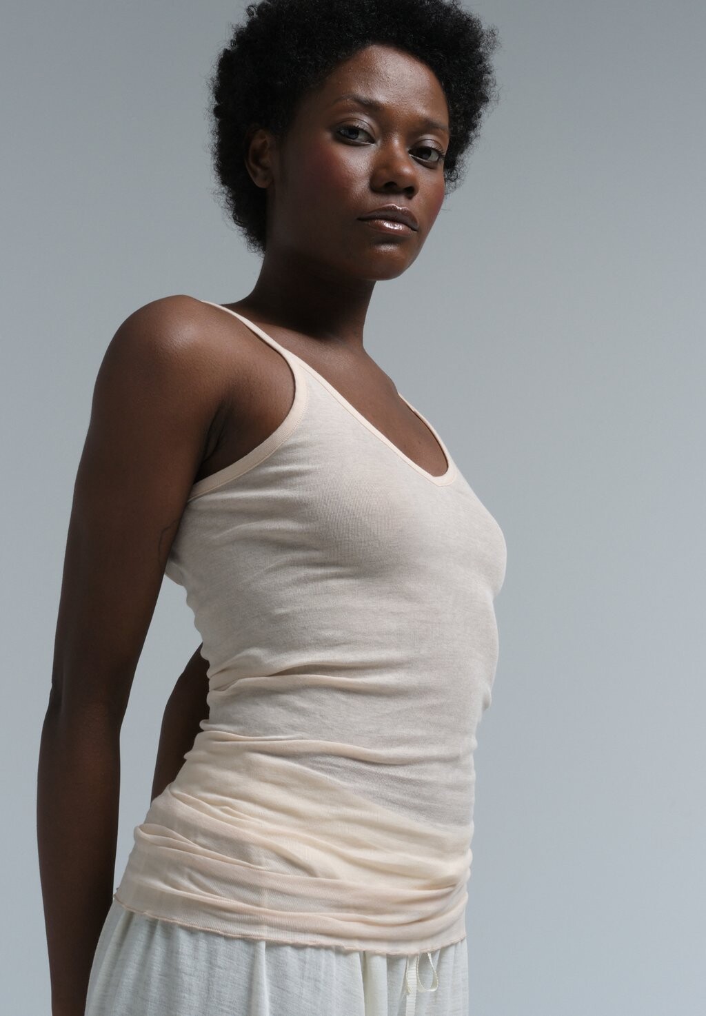 Топ SPAGHETTI Seamless Basic, бежевый
Топ SPAGHETTI Seamless Basic, бежевый