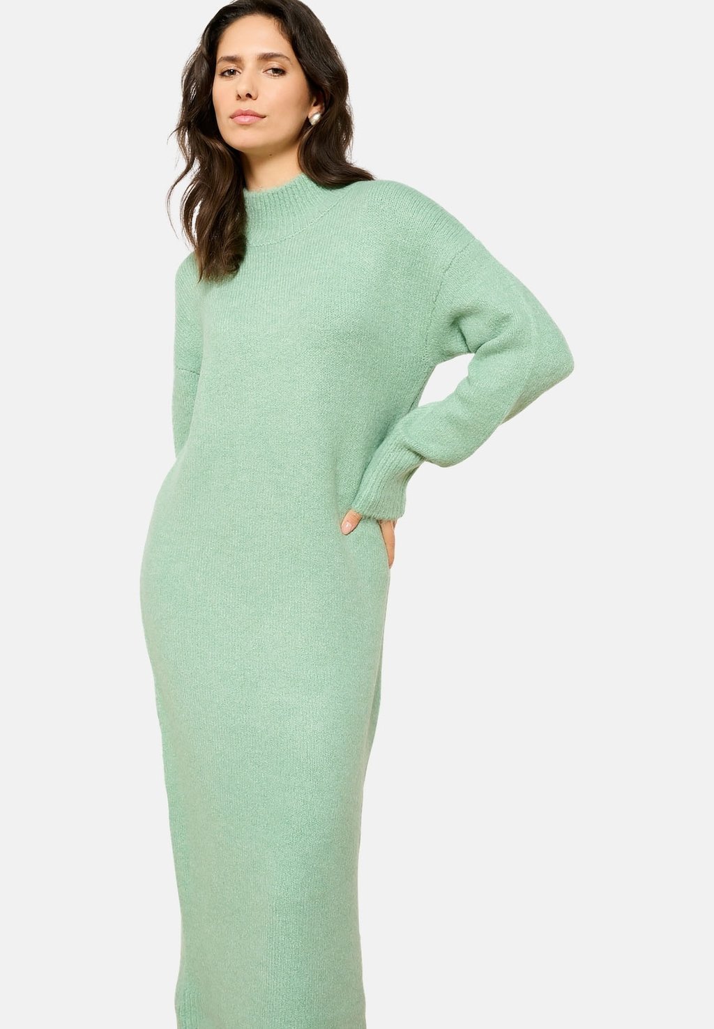 Платье макси WITH HIGH NECK LolaLiza, светло-зеленый 
Платье макси WITH HIGH NECK LolaLiza, светло-зеленый