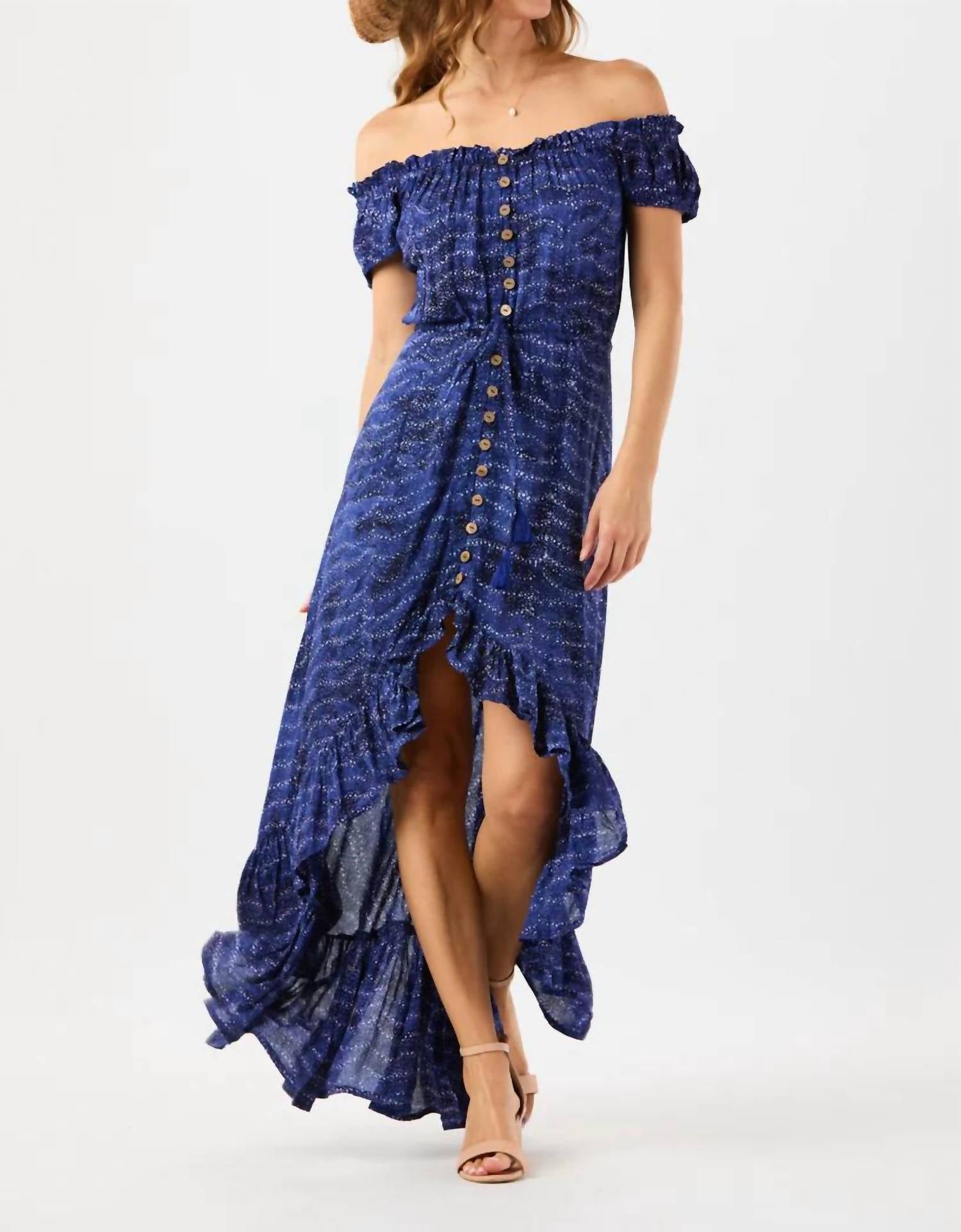 Ривьера Макси-платье в батике "Голубые пузыри" Tiare Hawaii
Ривьера Макси-платье в батике "Голубые пузыри" Tiare Hawaii